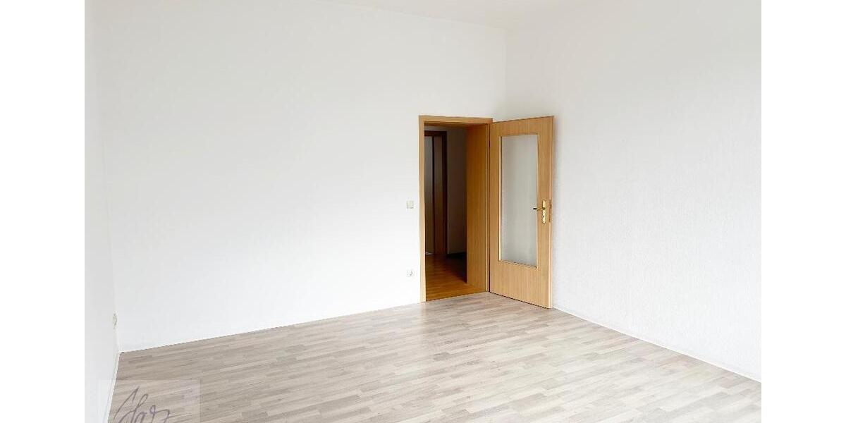 Etagenwohnung Riesa - 2 Zimmer, 73 m&sup2;, 395&euro; | Angebot:26400675