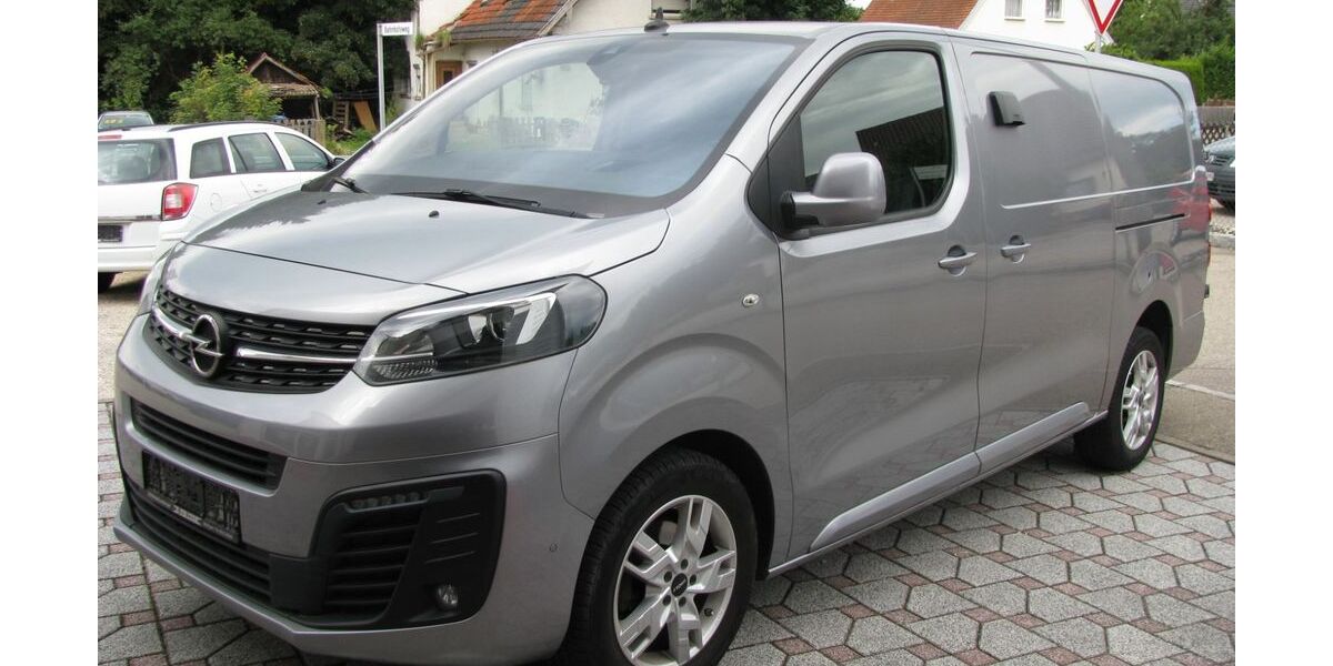 Opel Vivaro 197.000 km 9.999 &euro; Röfingen 89365