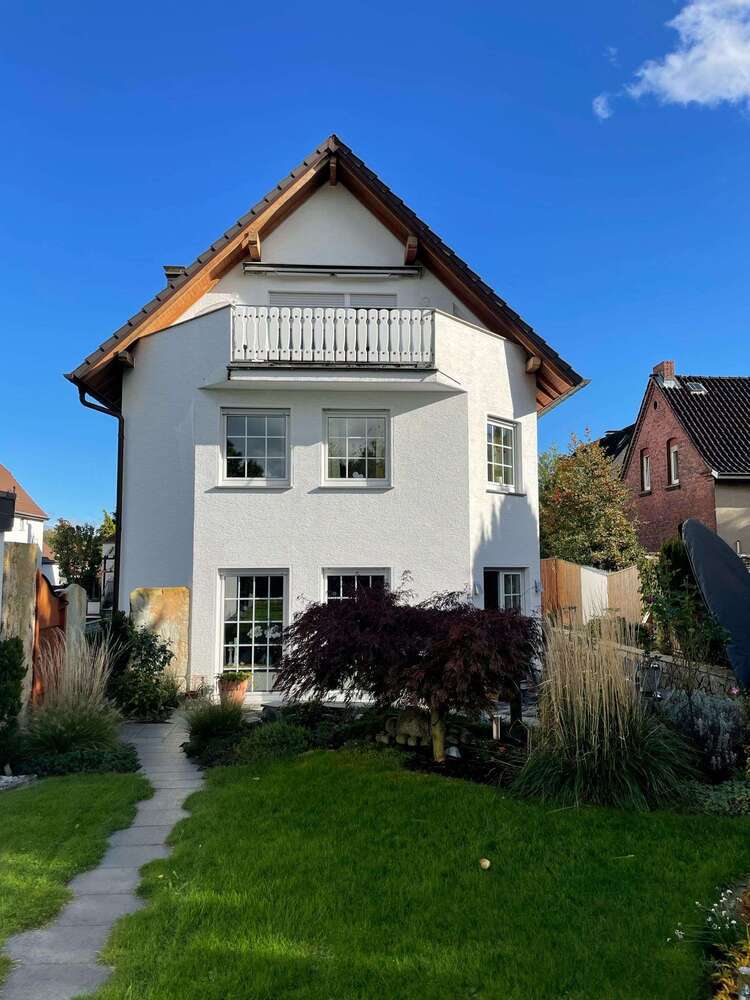 Haus zum Kaufen in Bad Sassendorf 549.000 € 308.19 m²