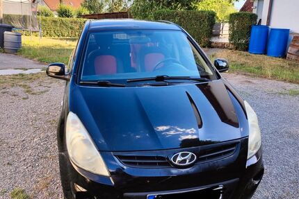 Hyundai i20 122.000 km 2.222 &euro; Konstanz 78462