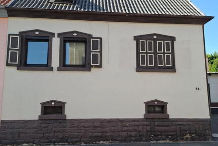 Sehr gepflegtes 2 Familienhaus mit sep. Werkstatt Niederwürzbach zimmer