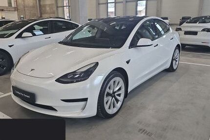 Tesla Model 3 43.222 km 29.500 &euro; Hanau 63457