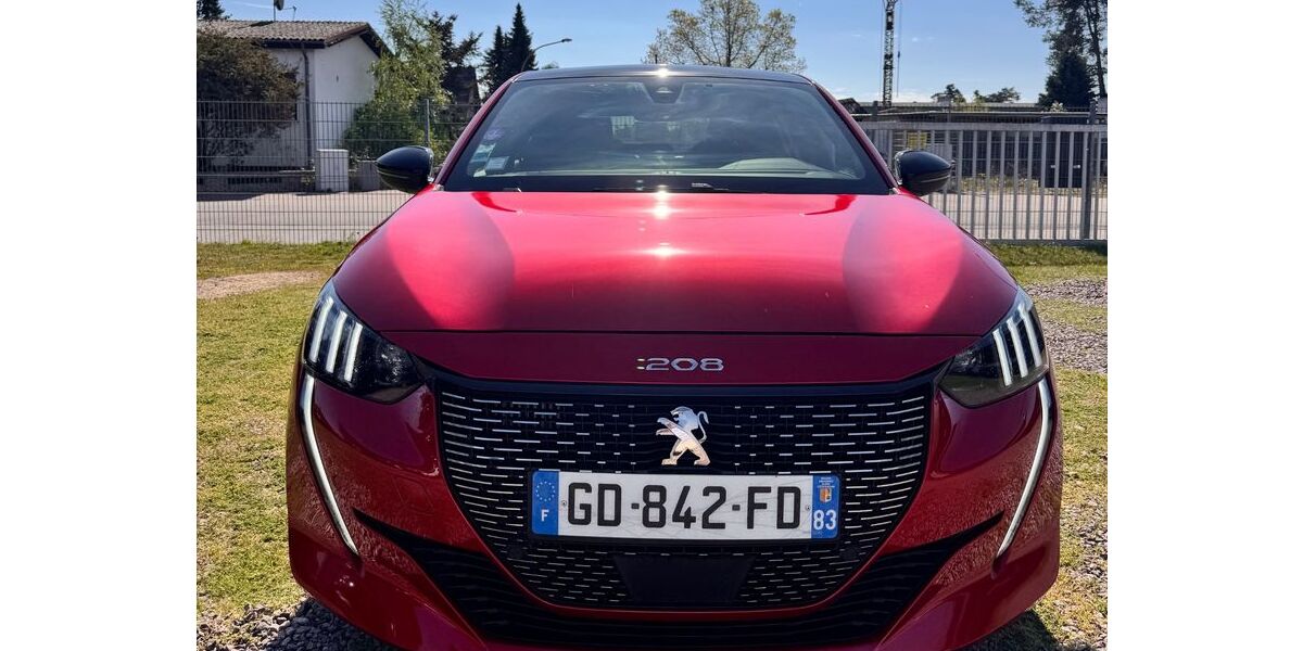 Peugeot 208 77.000 km 13.900 &euro; Hassloch 67454