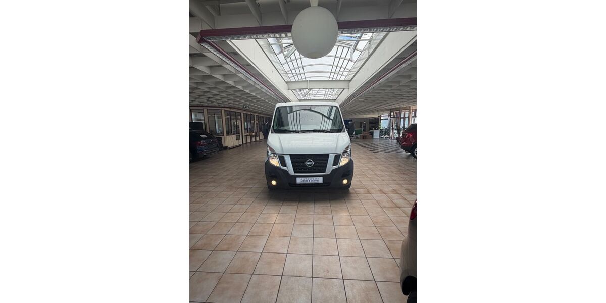 Nissan NV400 146.000 km 12.999 &euro; Hameln 31785