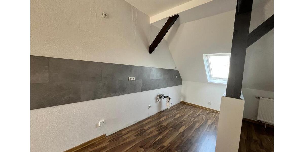 Dachgeschoßwohnung Bitterfeld-Wolfen Bitterfeld - 3 Zimmer, 75 m&sup2;, 550&euro; | Angebot:26337106