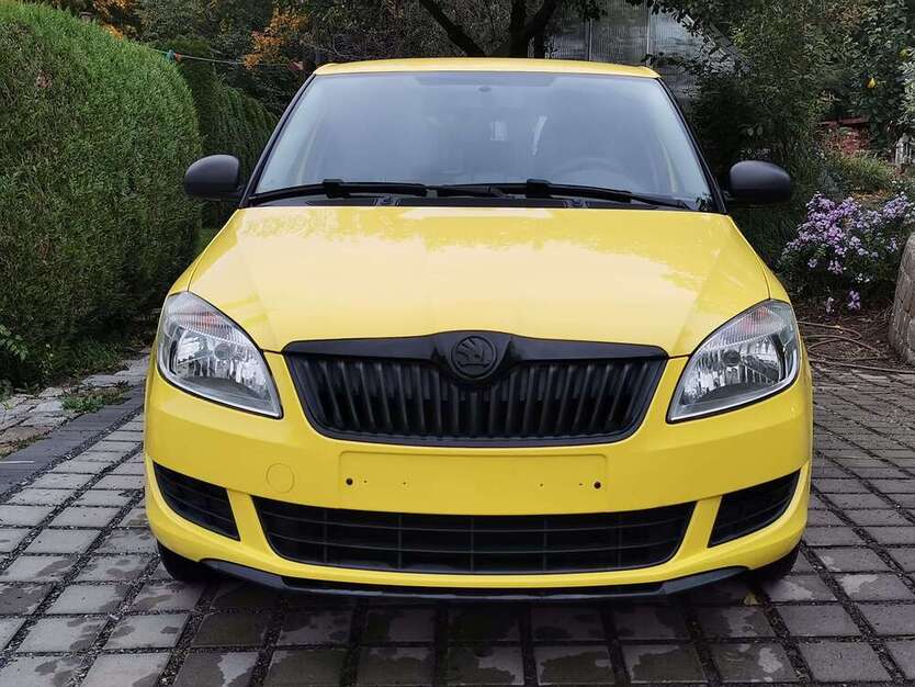 Skoda Fabia 90.415 km 3.333 € Ottendorf Okrilla 01458