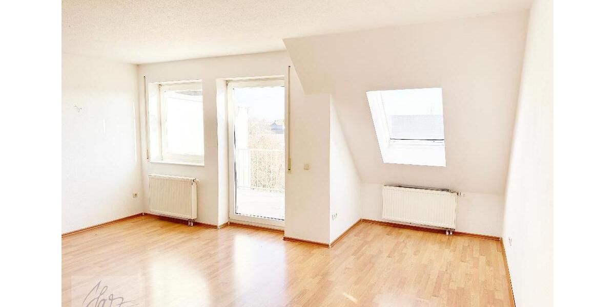 Etagenwohnung Riesa Canitz - 3 Zimmer, 74 m&sup2;, 600&euro; | Angebot:26400680