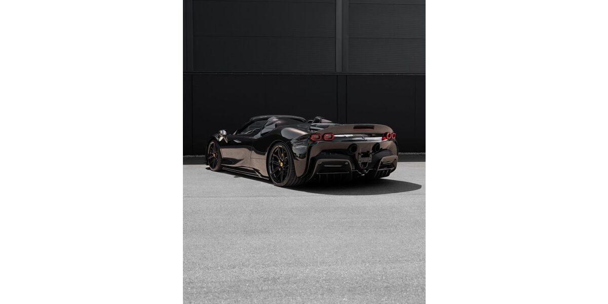 Ferrari SF90 4.001 km 999.000 &euro; Zwenkau 04442