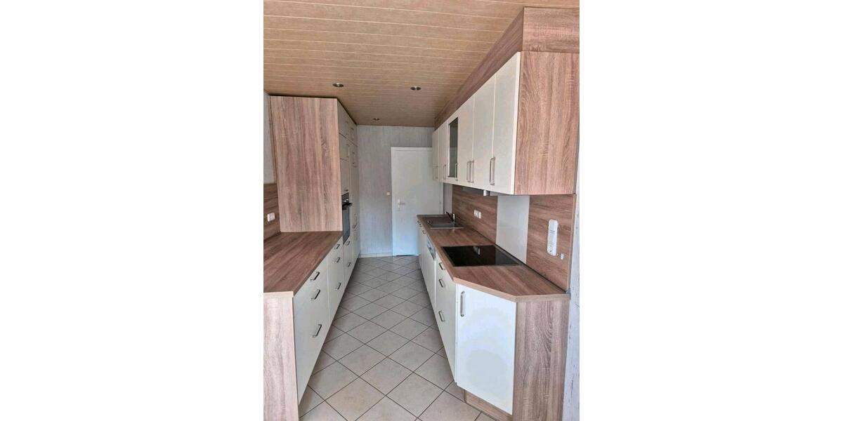 Reihenhaus Westerstede - 5 Zimmer, 98 m&sup2;, 925&euro; | Angebot:25992336