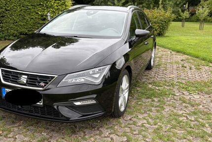 Seat Leon 144.000 km 12.600 &euro; Rees 46459