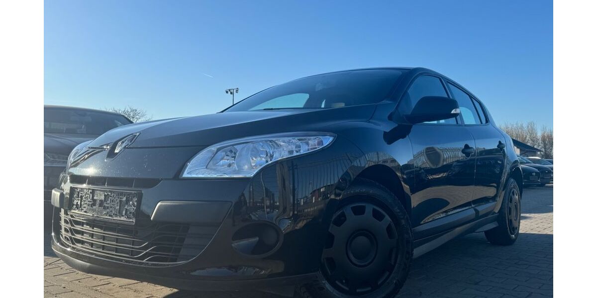 Renault Megane 151.000 km 2.499 &euro; Oberkrämer 16727