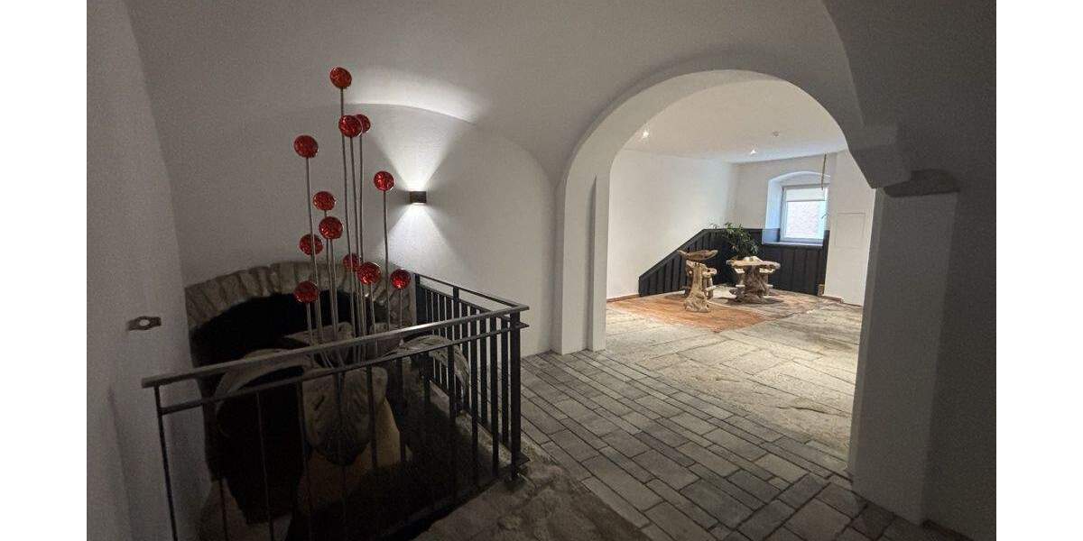 Modern & historisch! Kernsaniertes Stadthaus mit 5 Wohnungen 1 zimmer