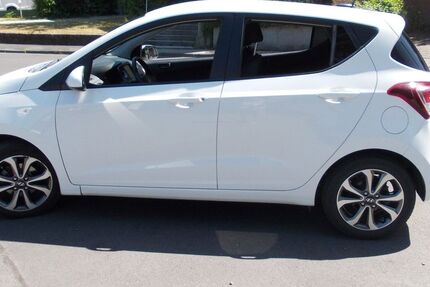 Hyundai i10 82.000 km 6.590 &euro; Köln 51145