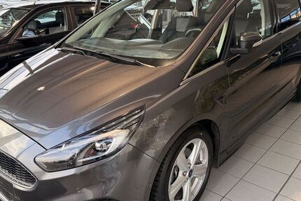 Ford S-Max 114.508 km 15.499 &euro; Achim 28832