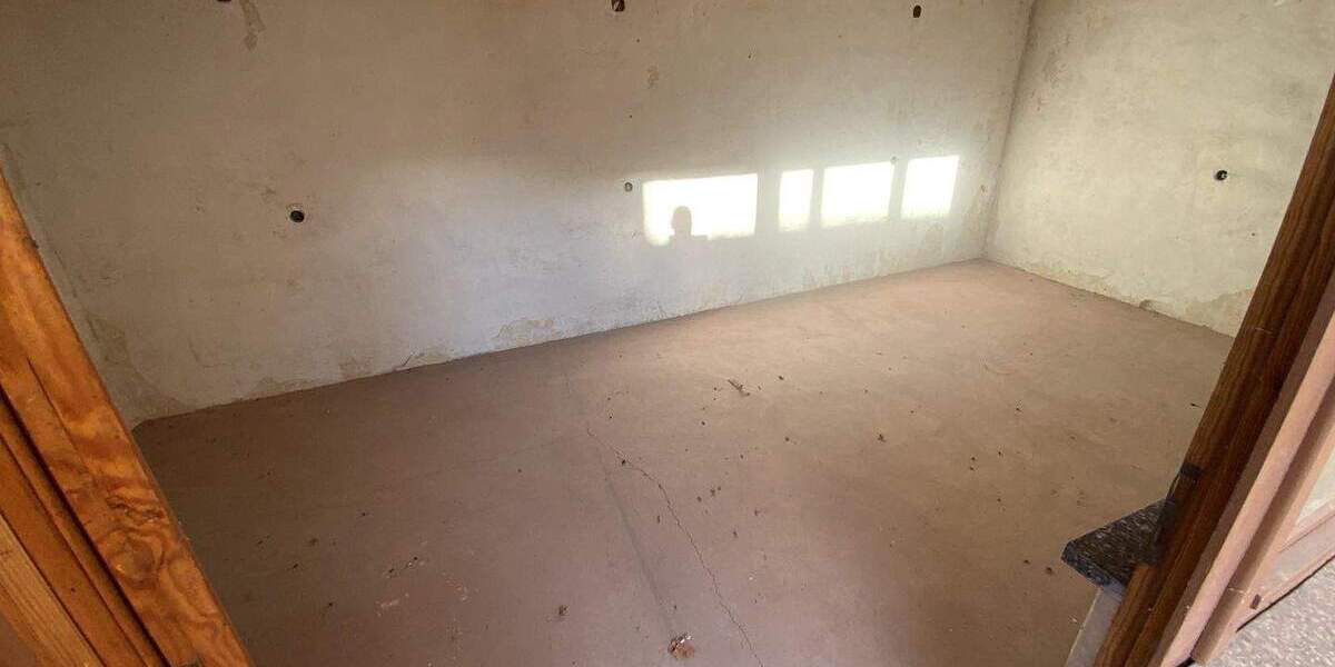 Einfamilienhaus Allendorf - 6 Zimmer, 153 m&sup2;, 59.000&euro; | Angebot:25670812