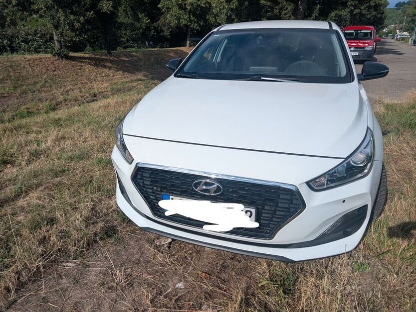i30