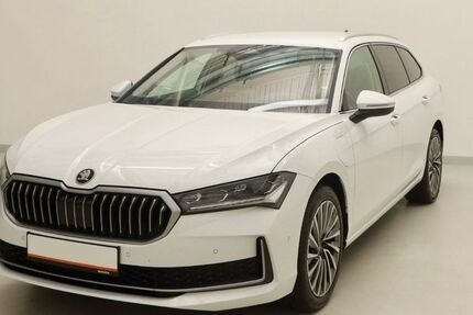 Skoda Superb 9.500 km 44.300 &euro; Schwandorf 92421