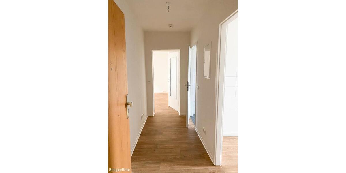 Etagenwohnung Saalfeld (Saale) - 3 Zimmer, 60 m&sup2;, 340&euro; | Angebot:25450980