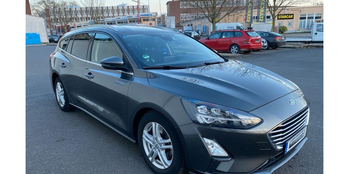 Ford Focus 153.000 km 9.700 &euro; Bonn 53123