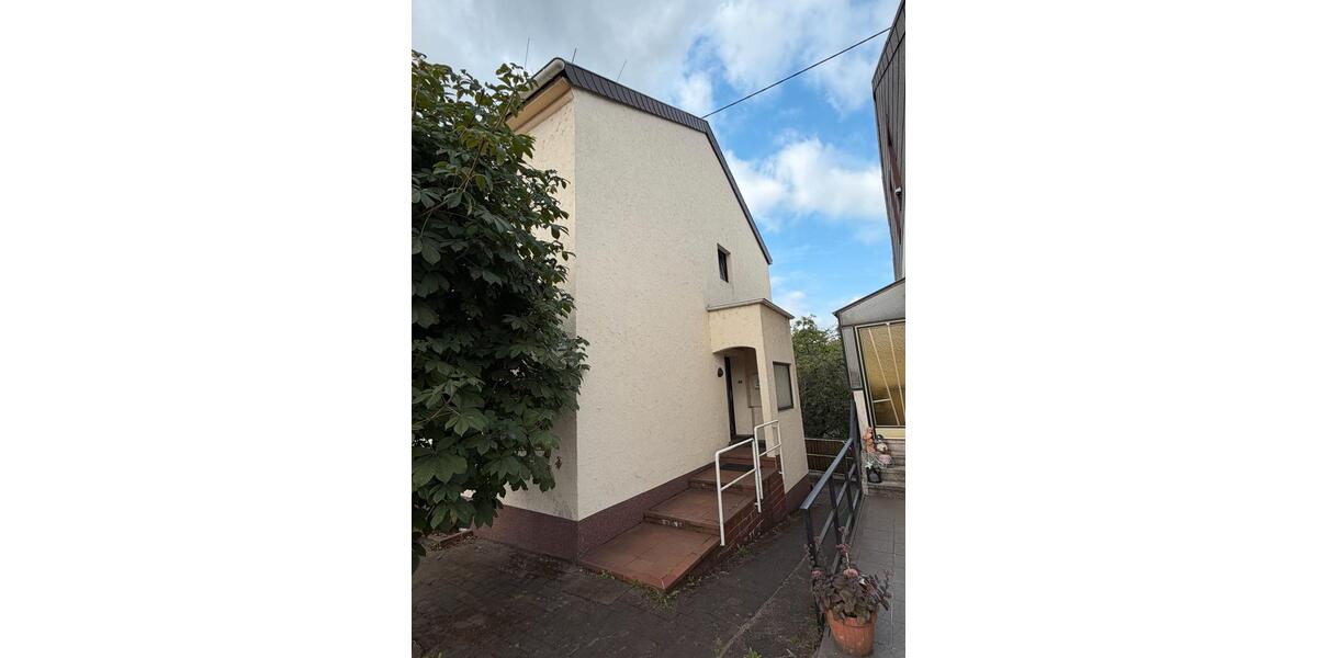 Doppelhaushälfte Saarlouis - 5 Zimmer, 110 m&sup2;, 198.000&euro; | Angebot:27144530
