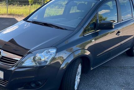 Opel Zafira 206.000 km 4.200 &euro; Roding 93426