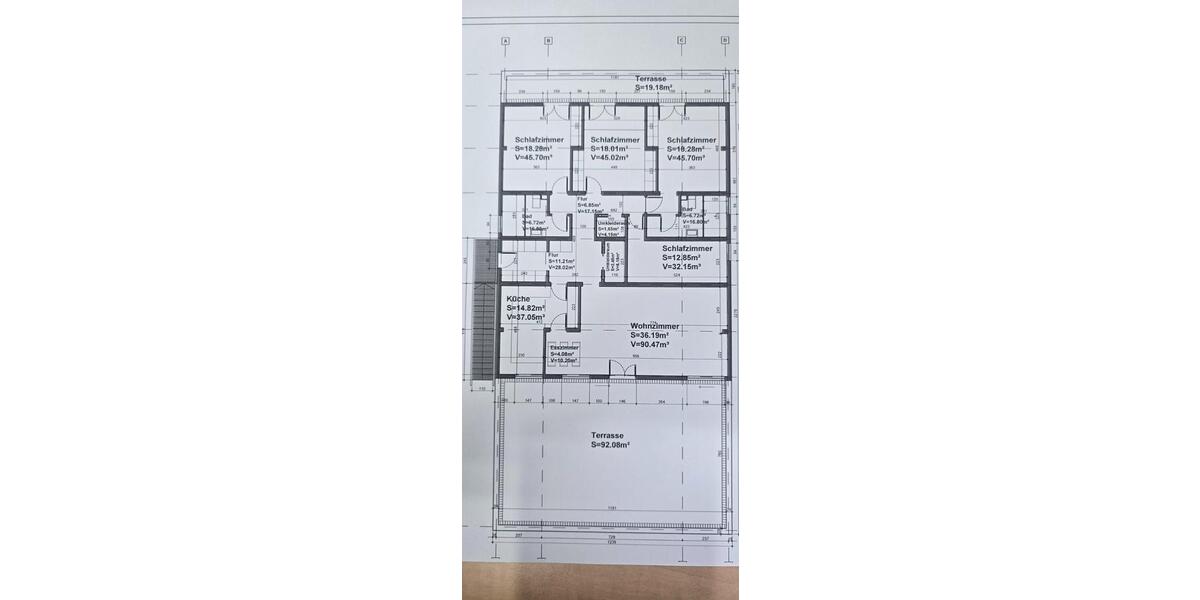 Wohn- und Geschäftshaus in Leingarten – Halle + Wohnung 6 zimmer