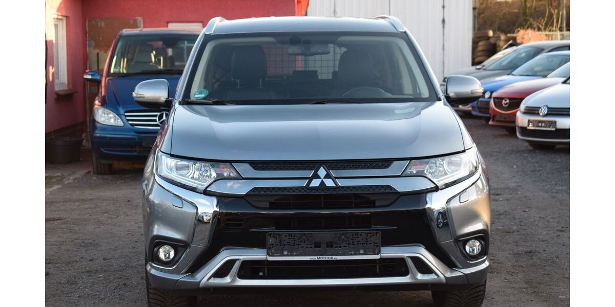 Mitsubishi Outlander 105.000 km 16.999 &euro; Berlin 13597