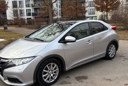 Honda Civic 125.000 km 9.850 &euro; München 80992