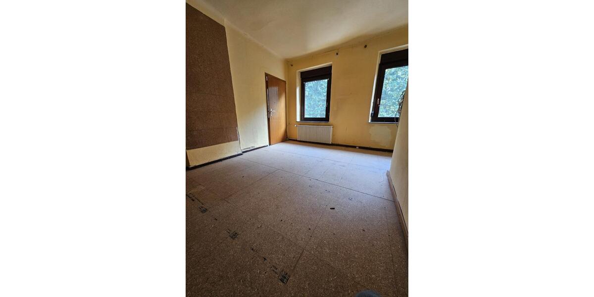 Einfamilienhaus Herzogenrath - 6 Zimmer, 121 m&sup2;, 250.000&euro; | Angebot:26412375