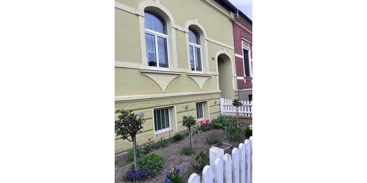 Einfamilienhaus Osterburg (Altmark) - 8 Zimmer, 210 m&sup2;, 239.000&euro; | Angebot:27068201