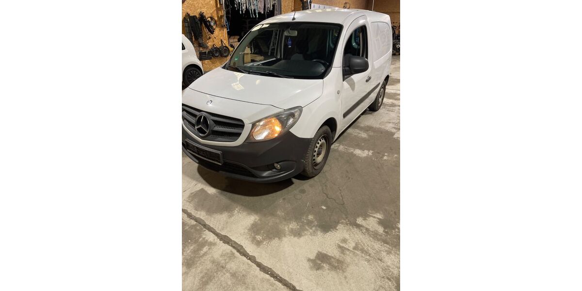 Mercedes-Benz Citan 129.800 km 5.450 &euro; Minden 32429
