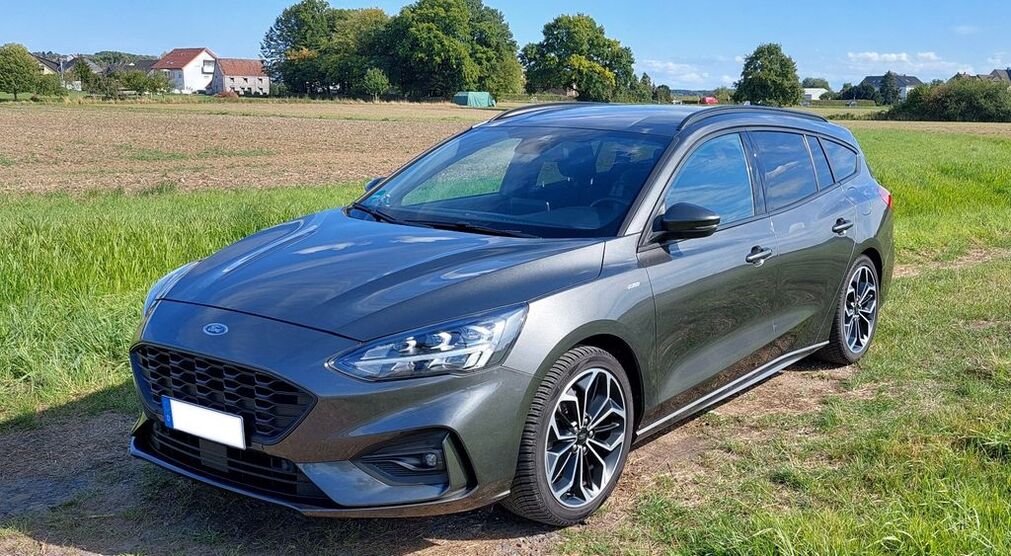 Ford Focus 104.000 km 14.990 € Nordkirchen 59394