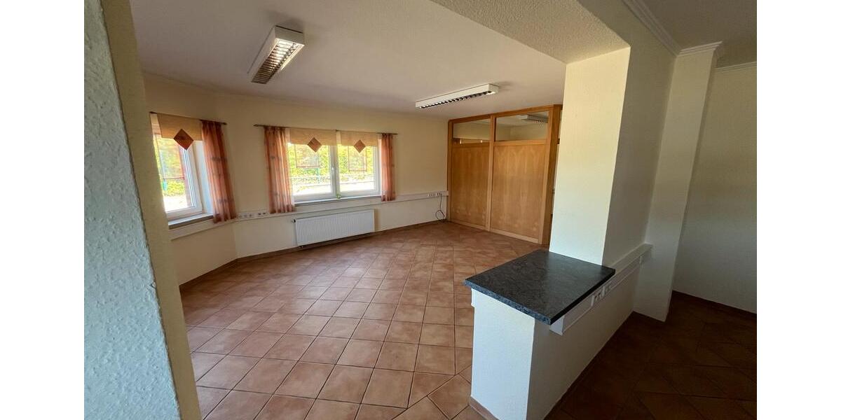 Erdgeschoßwohnung Friesoythe - 2 Zimmer, 87 m&sup2;, 500&euro; | Angebot:26394130