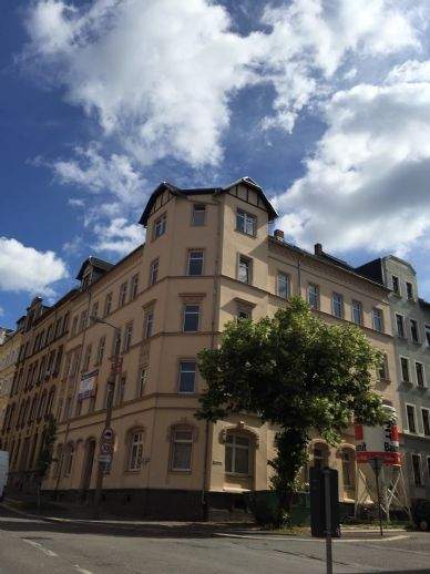 nette Mieter gesucht ! MiT Holzdielung - 3 Zimmer- MIT BaLkoN
