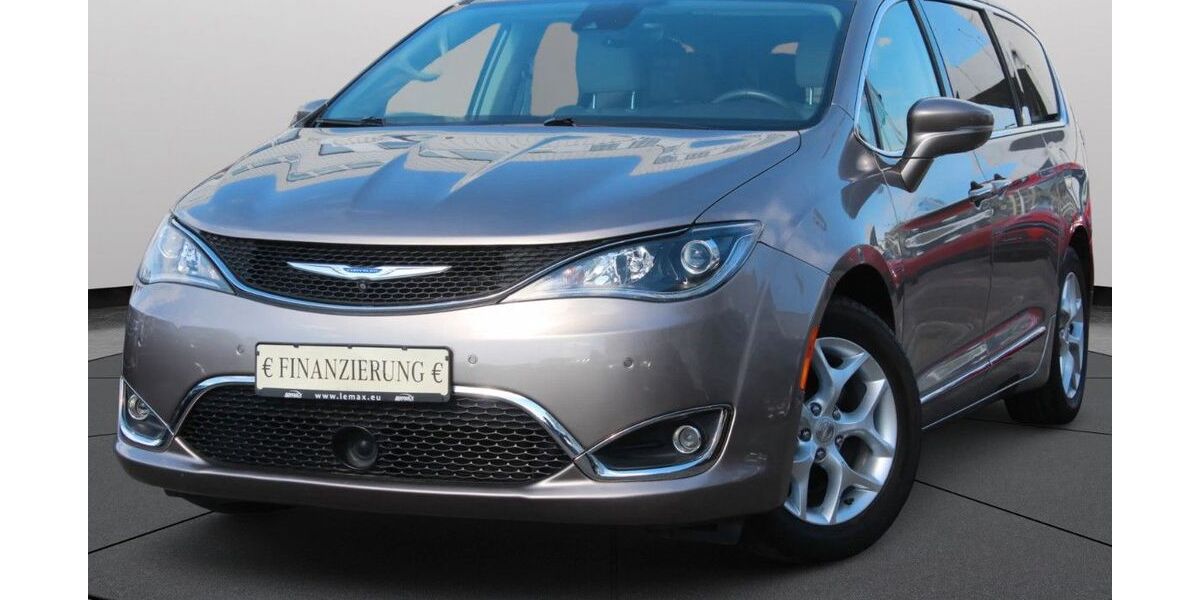 Chrysler Pacifica 83.000 km 22.195 &euro; Frankfurt am Main 60386