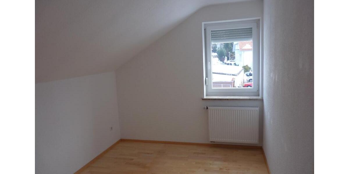 Etagenwohnung Neukirch - 3.5 Zimmer, 80 m&sup2;, 860&euro; | Angebot:26364882