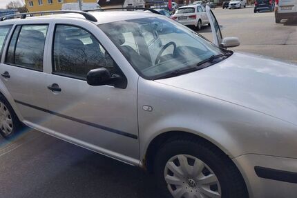 VW Golf 225.000 km 750 &euro; Bendfeld 24217