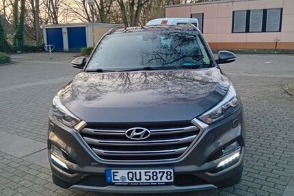 Hyundai TUCSON 86.000 km 15.999 &euro; Essen 45356