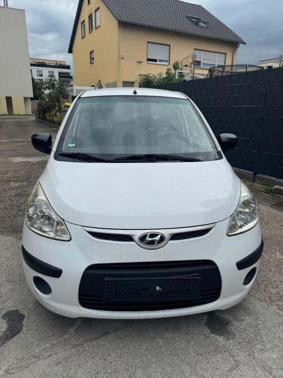 i10