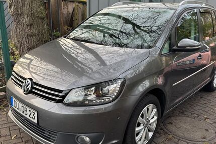 VW Touran 174.500 km 10.400 &euro; Krefeld 47809