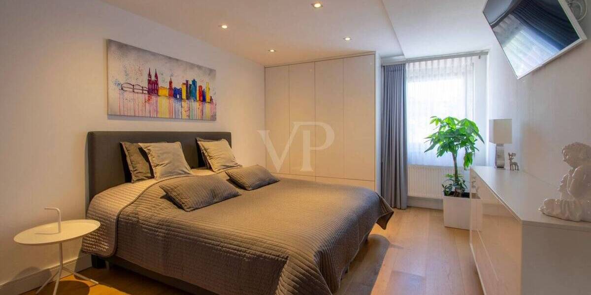 Etagenwohnung Suhl - 4 Zimmer, 184 m&sup2;, 399.000&euro; | Angebot:25742632