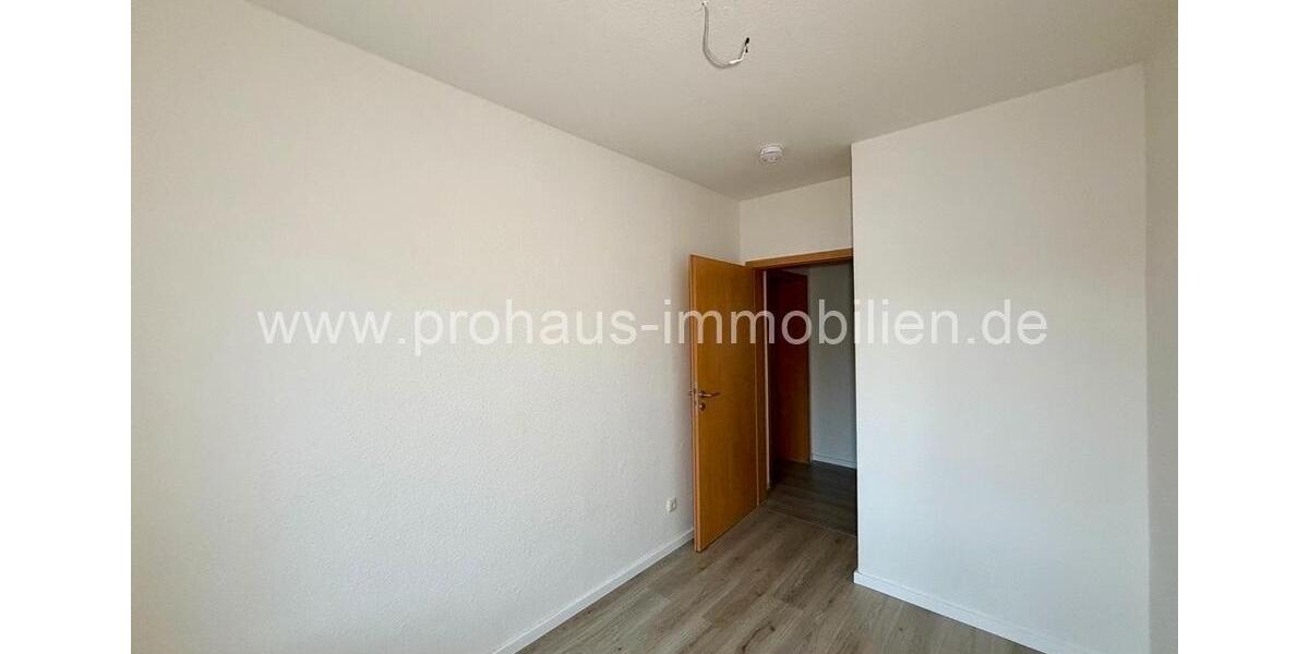 Etagenwohnung Weißenfels - 3 Zimmer, 58 m&sup2;, 340&euro; | Angebot:26633022