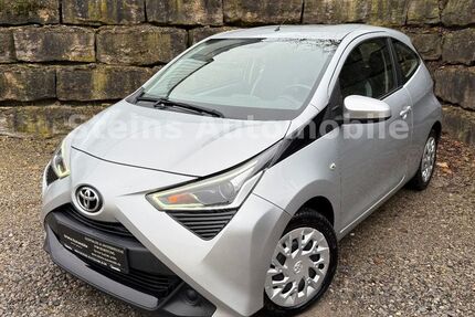 Toyota Aygo (X) 85.000 km 7.290 &euro; Gundelsheim 74831