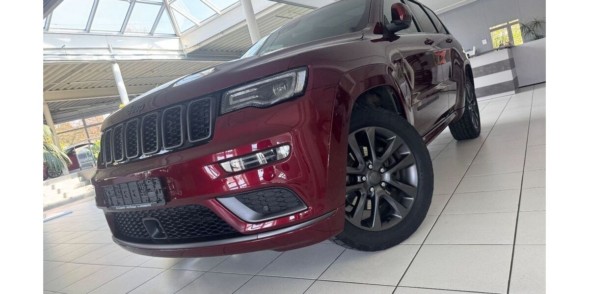 Jeep Grand Cherokee 54.000 km 29.790 &euro; Öhringen 74613