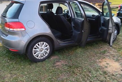 VW Golf 274.000 km 3.500 &euro; Hohenpolding 84432
