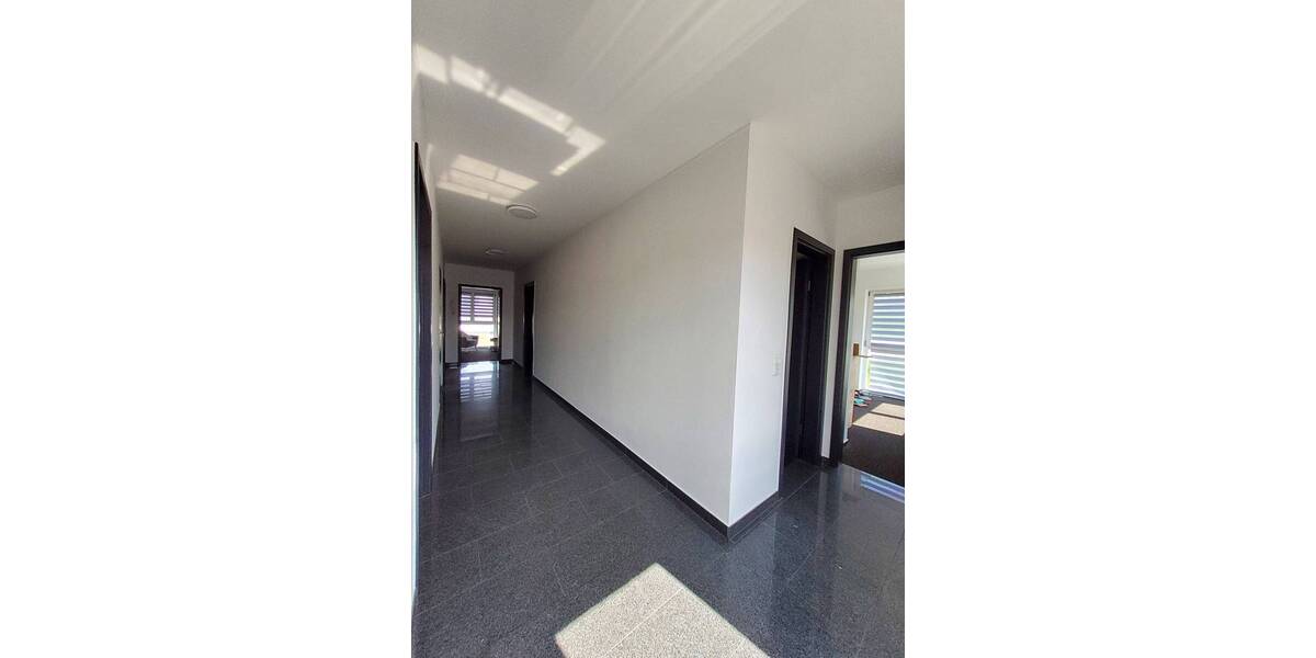 Gewerbeobjekt Perl Besch - 4 Zimmer, 130 m&sup2;, 550.000&euro; | Angebot:25770623
