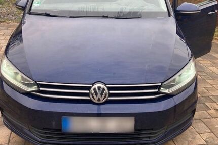 VW Touran 166.000 km 17.300 &euro; Velten 16727