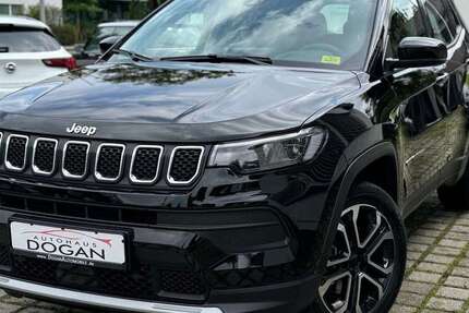 Jeep Compass 12.036 km 23.990 € Geretsried 82538