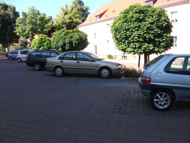 Erdgeschoßwohnung Lauta - 1 Zimmer, 36 m&sup2;, 250&euro; | Angebot:25367885