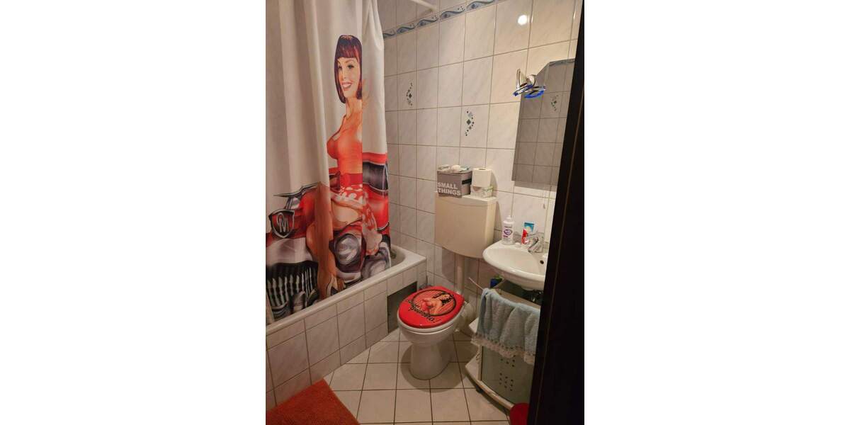 RESERVIERT - Sackgassenlage in Wiebelskirchen: 2,5 Zimmer Dachgeschoss Wohnung mit PKW Stellplatz 2 zimmer